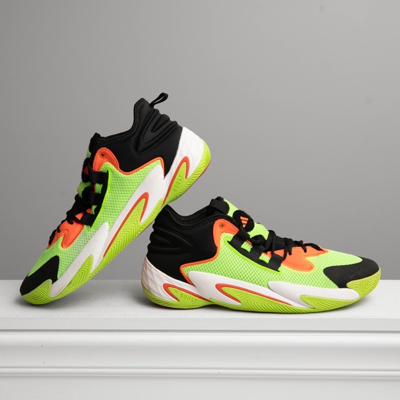 Adidas Basketball Shoes BYW Select Solar Green Impact Orange Boost Sz 13 Mens - Picture 1 of 7